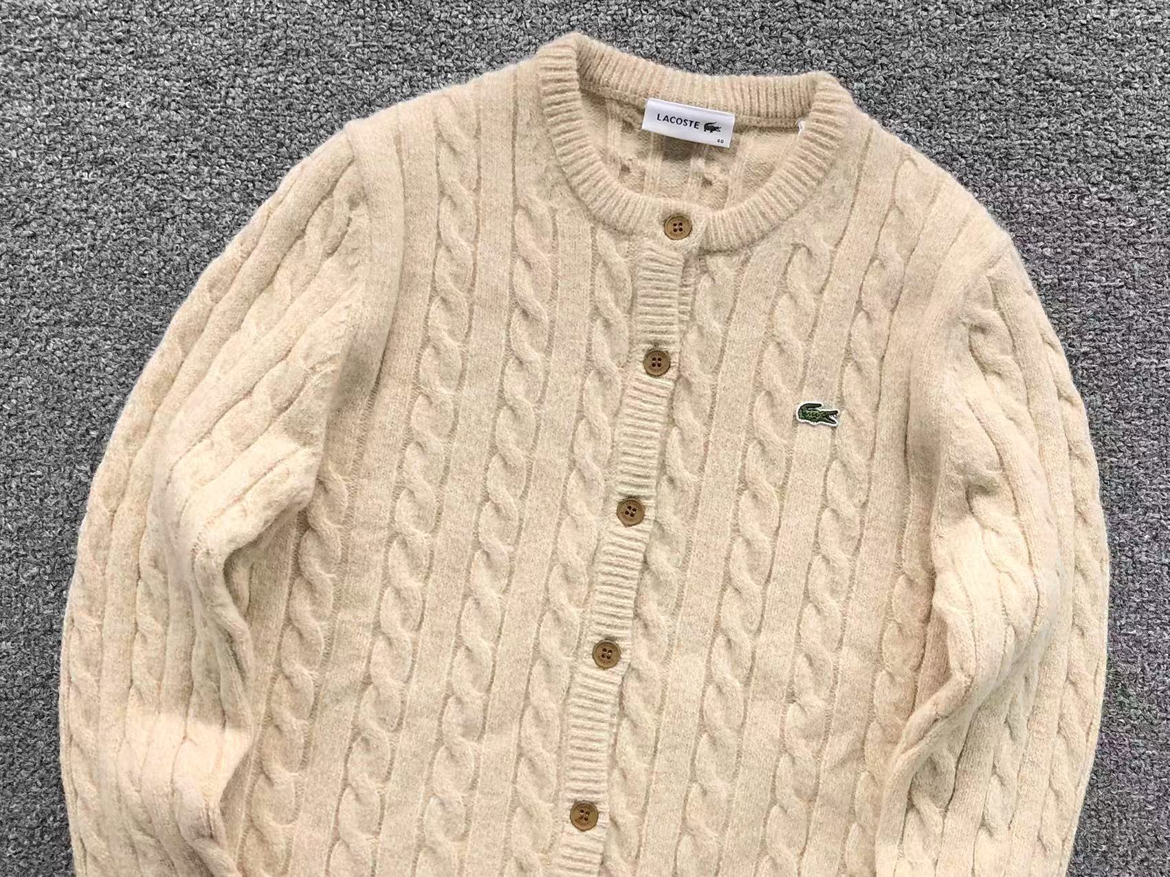 L - SWEATER