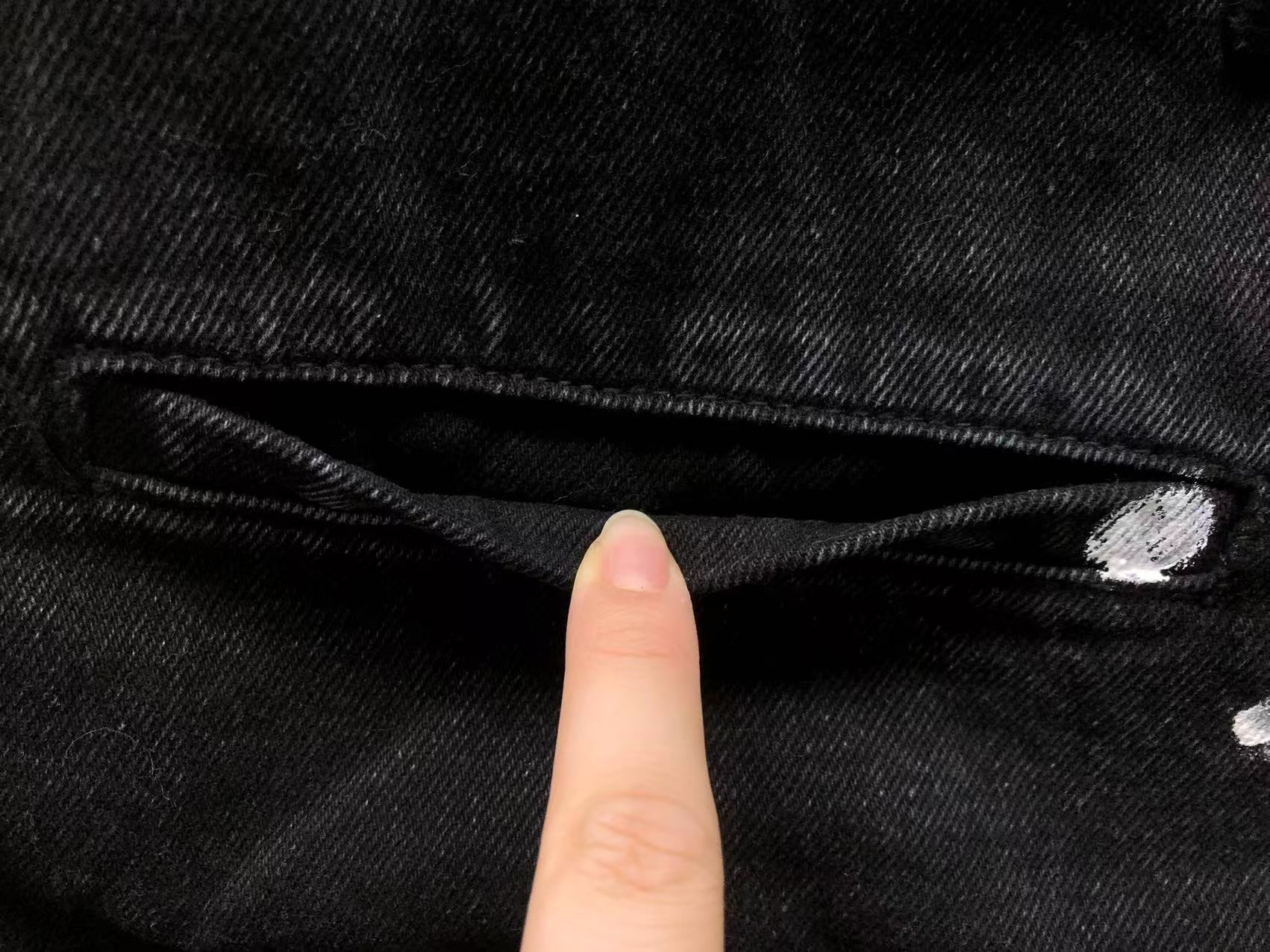 G - SHORTS