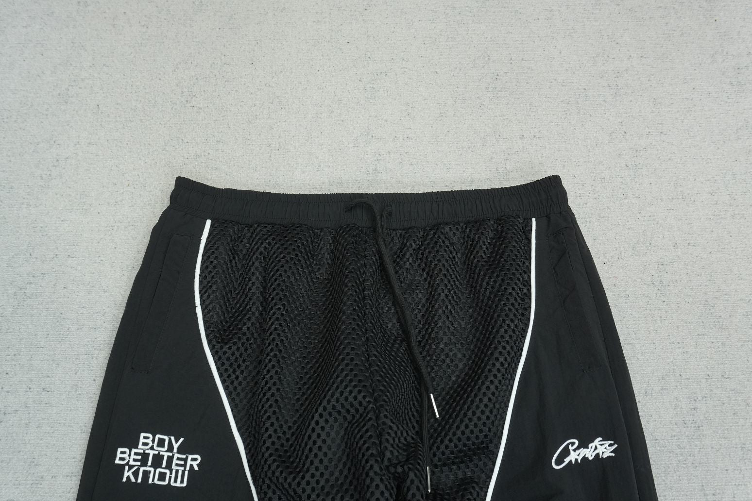 C - SWEATPANTS