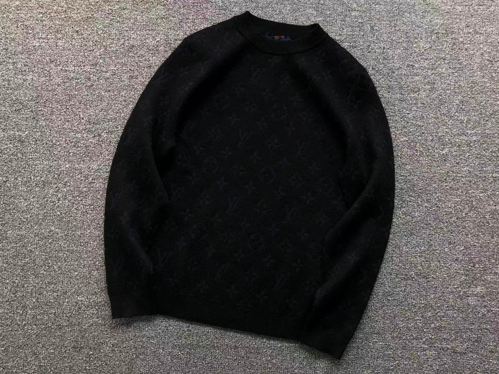 L - SWEATER