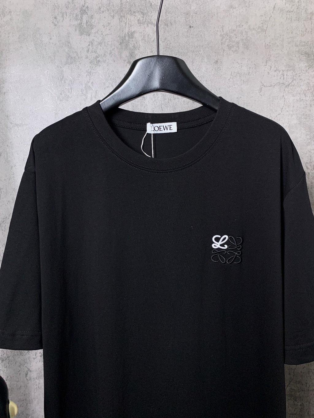 L - TSHIRT