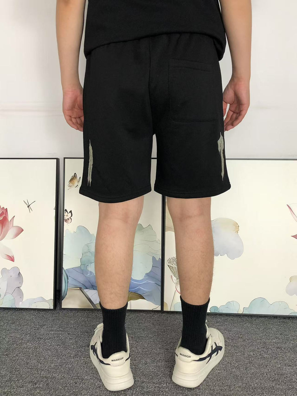 T - SHORTS