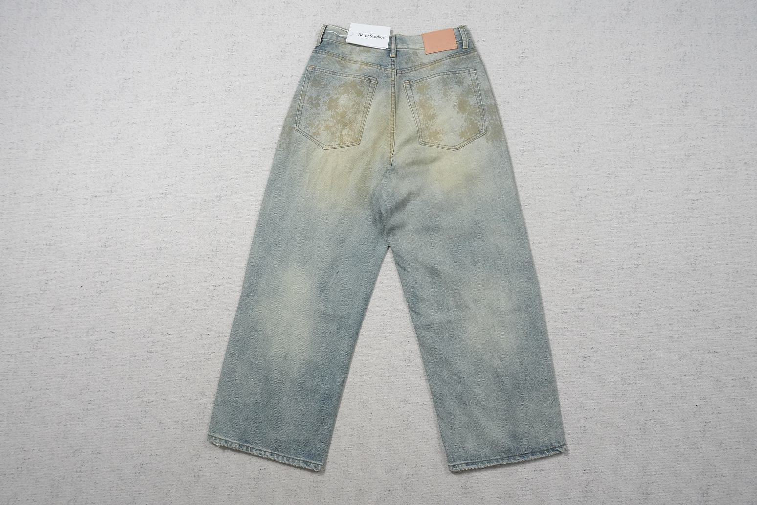 A - JEANS