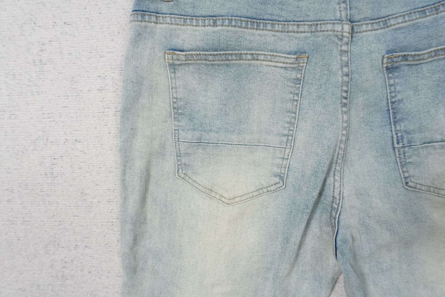 A - JEANS