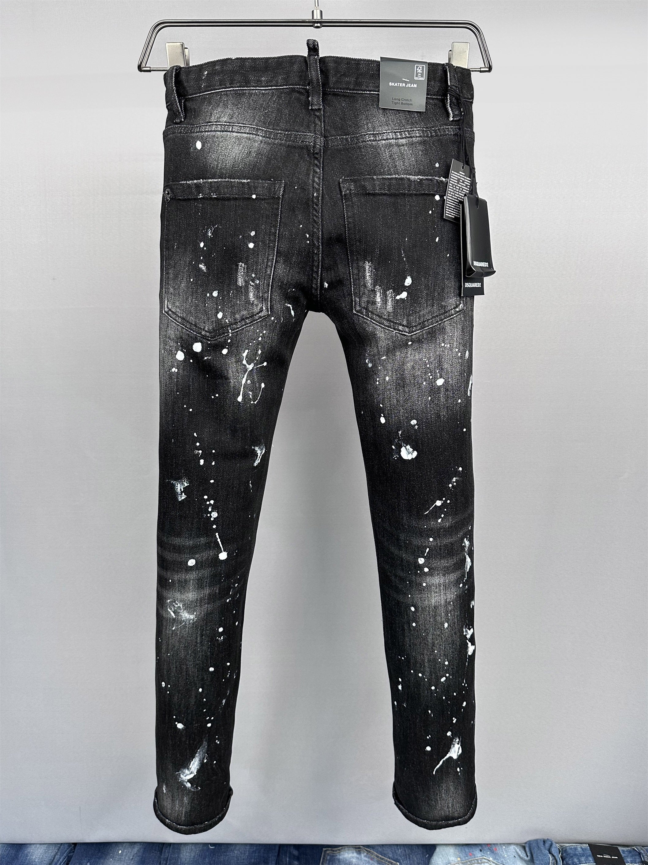D - JEANS