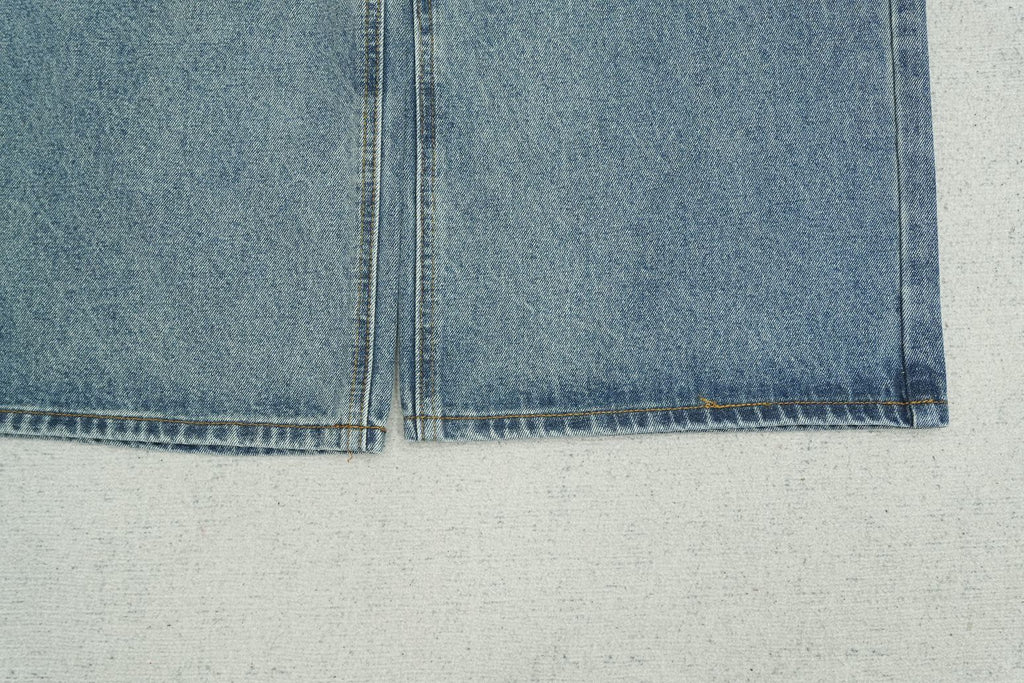 W - JEANS