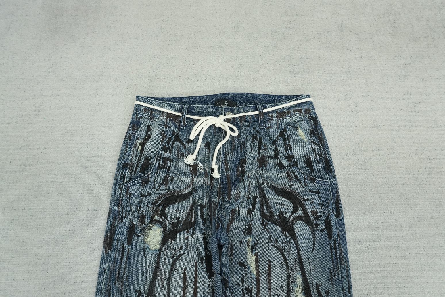 H - JEANS