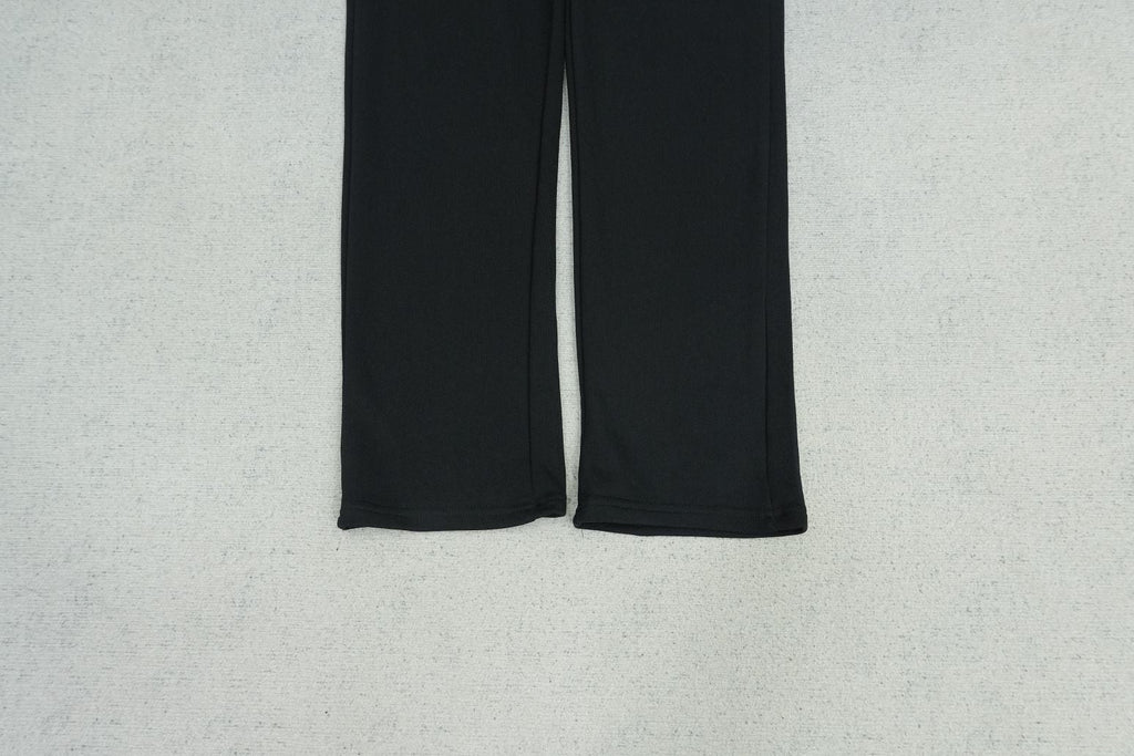 C - SWEATPANTS