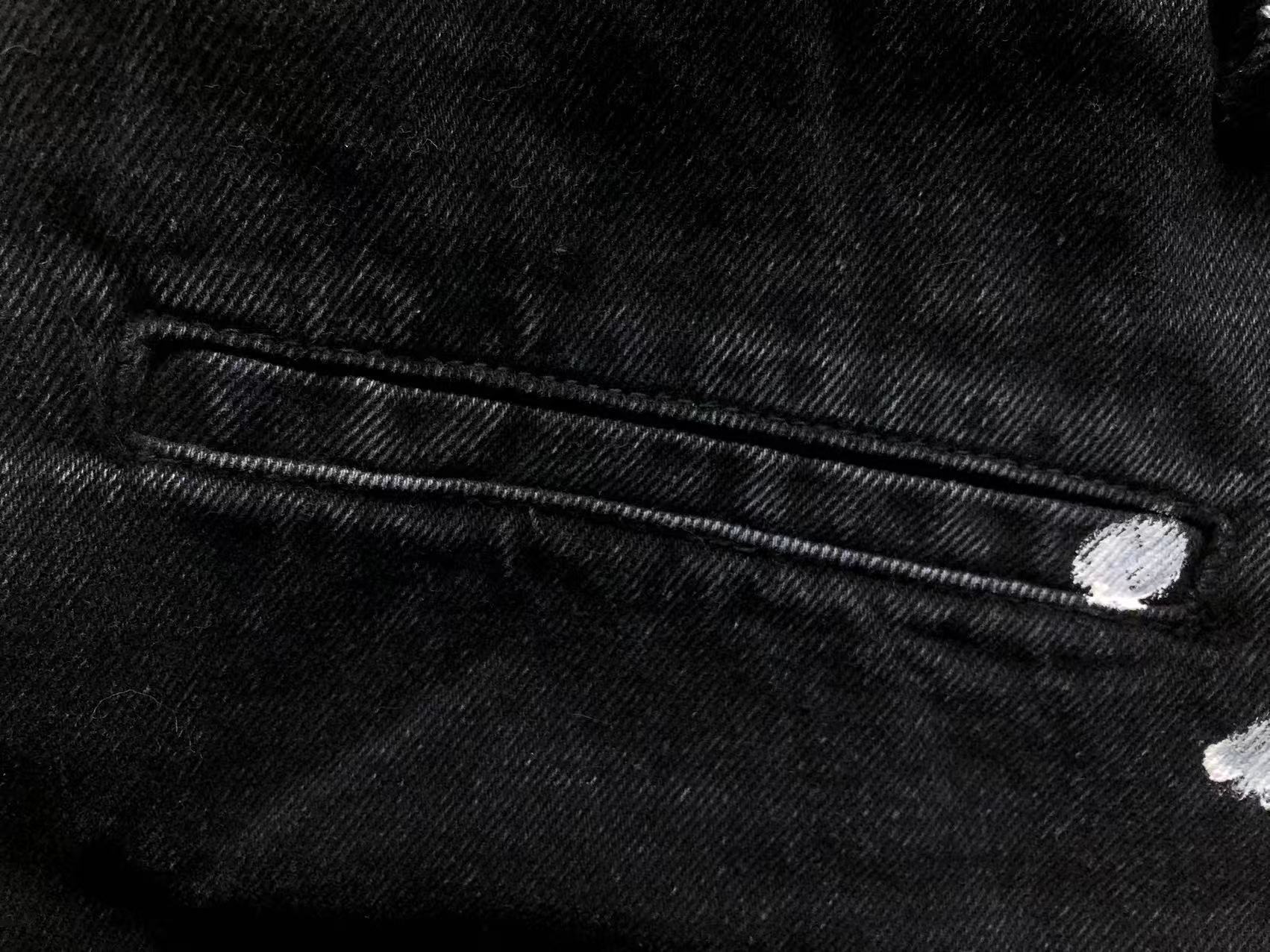 G - SHORTS