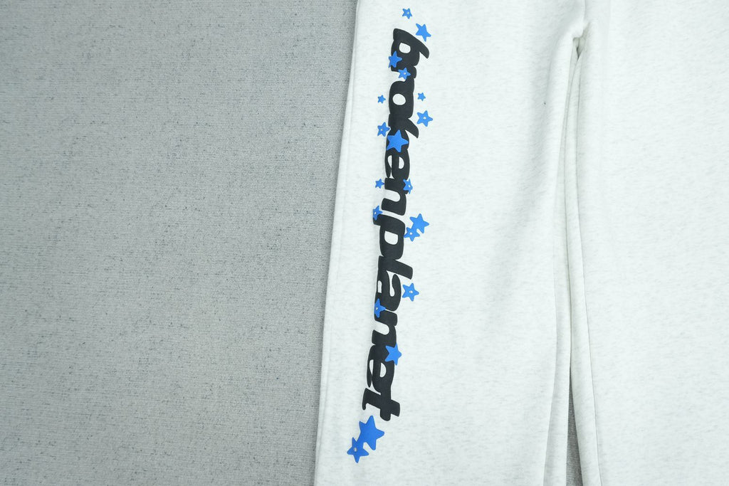 B - SWEATPANTS