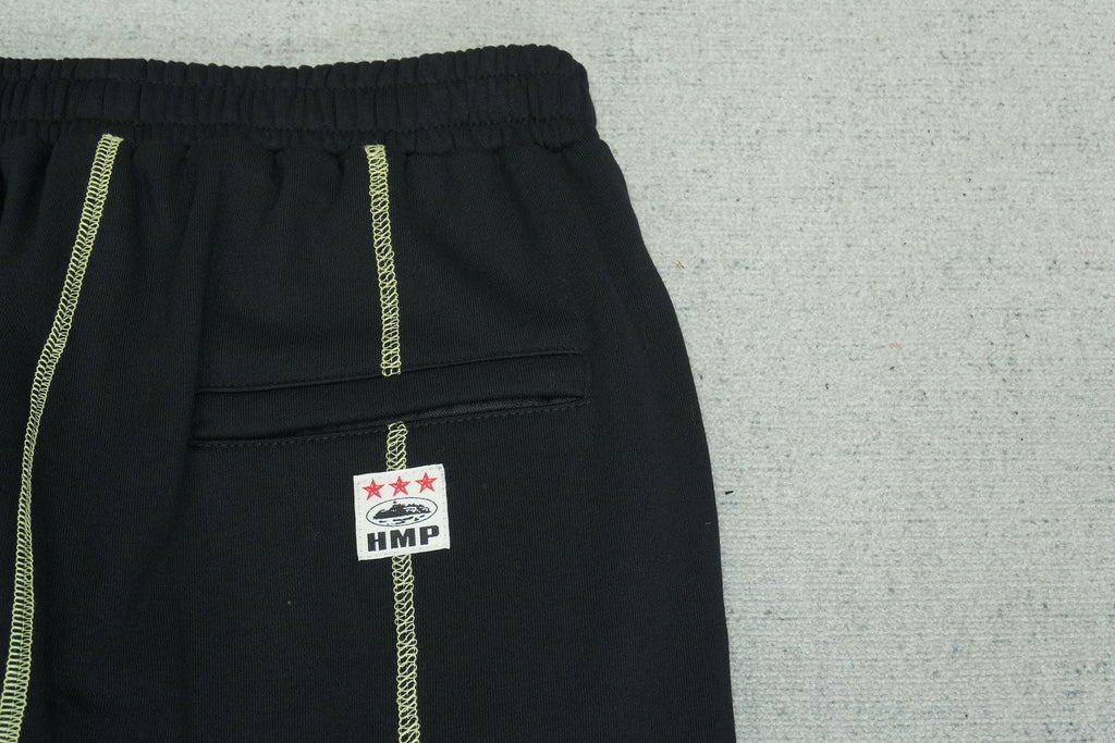 C - SWEATPANTS