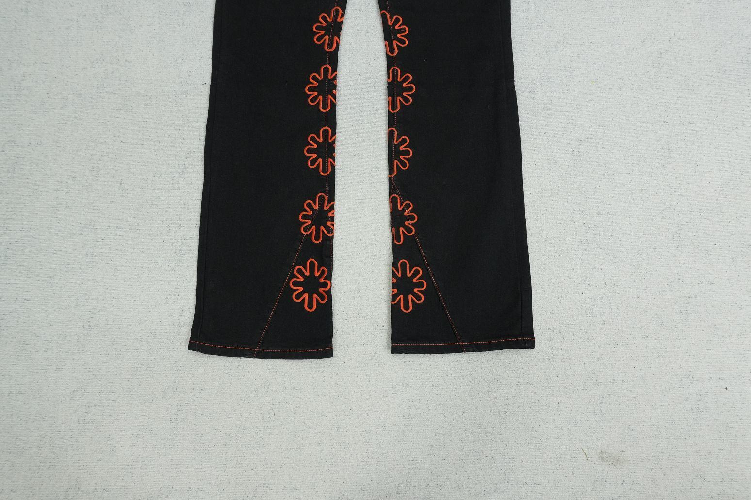 L - JEANS