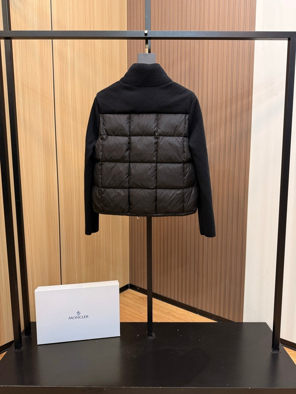 S - CARDIGAN