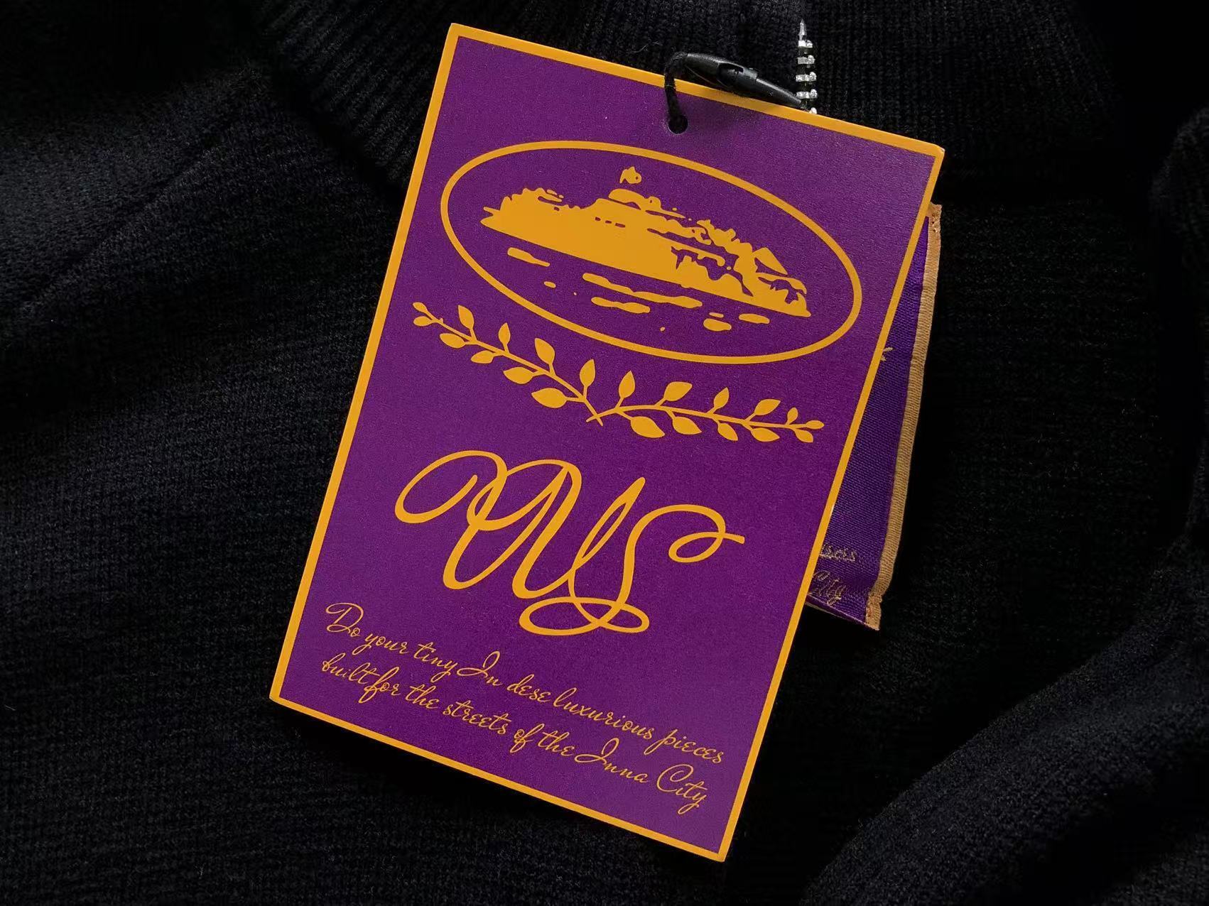C - SWEATER