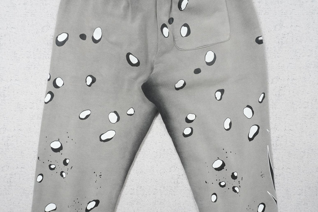 H - SWEATPANTS