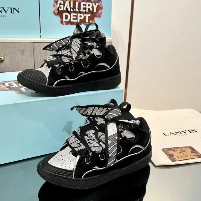 L - SNEAKERS