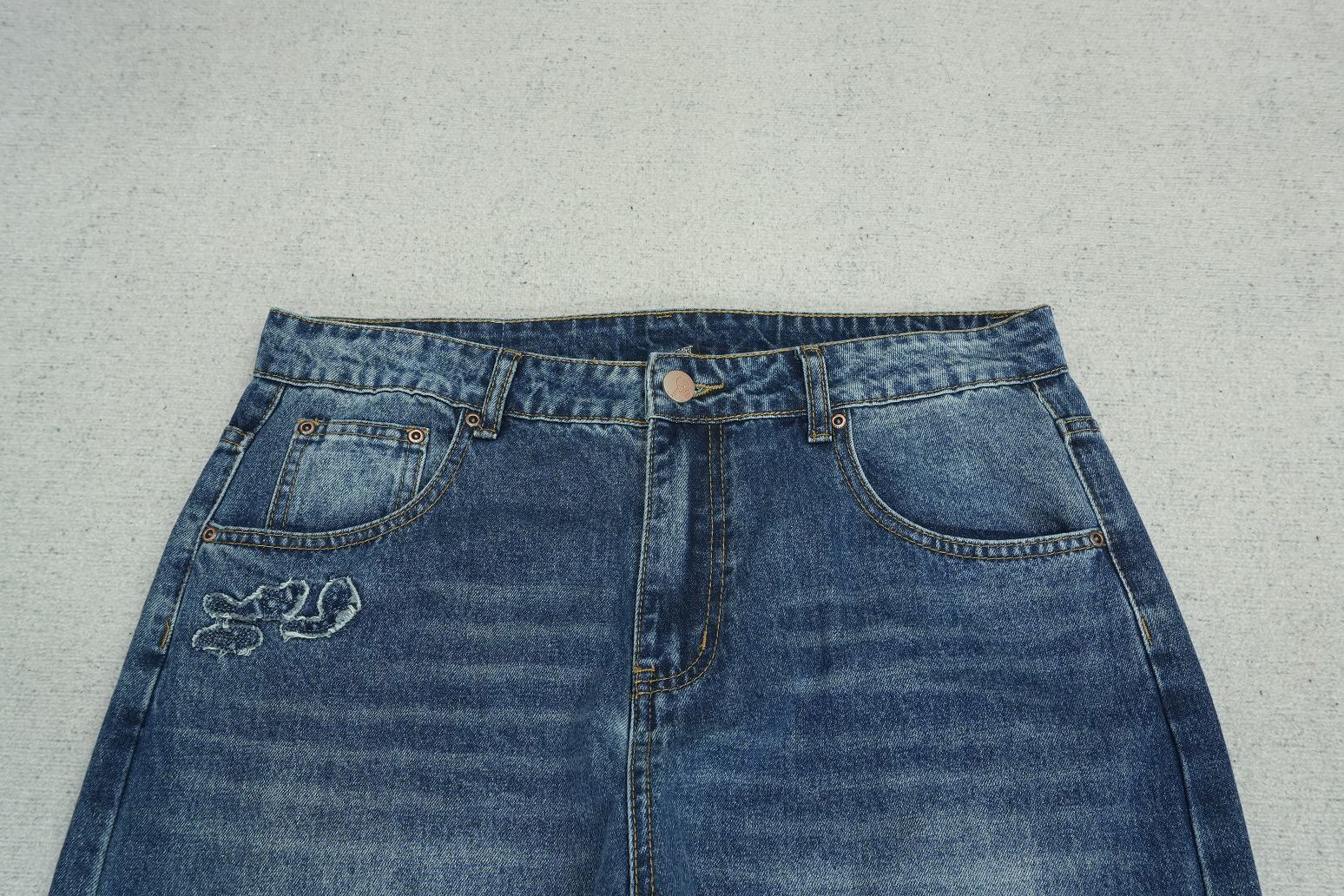 D - JEANS