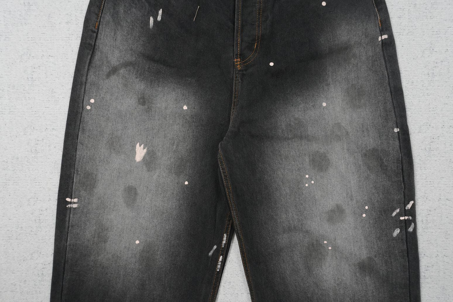 A - JEANS