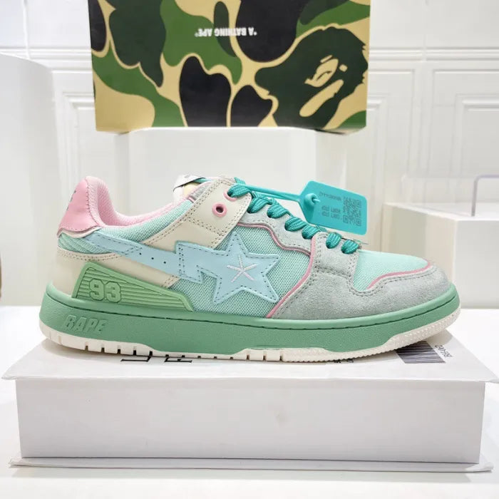 B - SNEAKERS