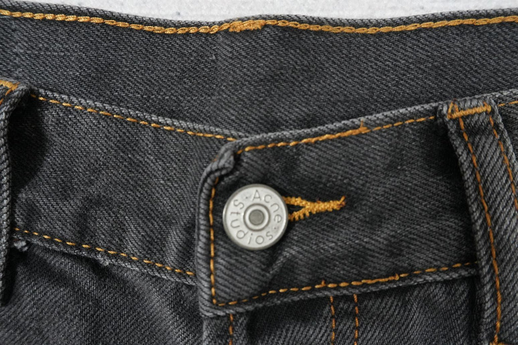 A - JEANS