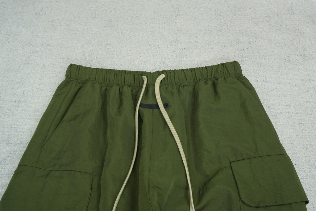 F - SWEATPANTS