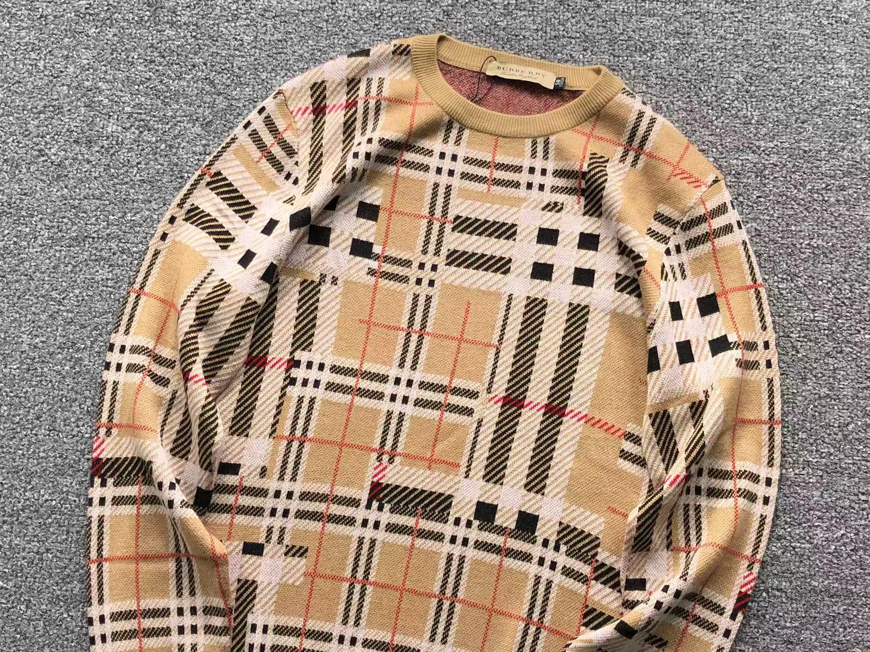 B - SWEATER
