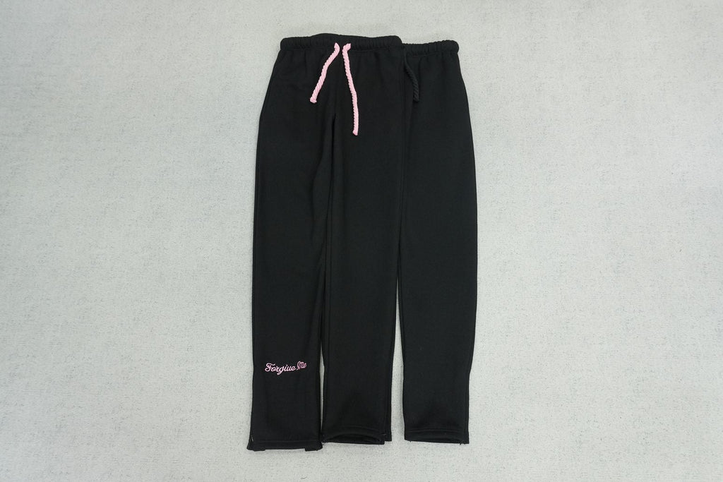 S - SWEATPANTS