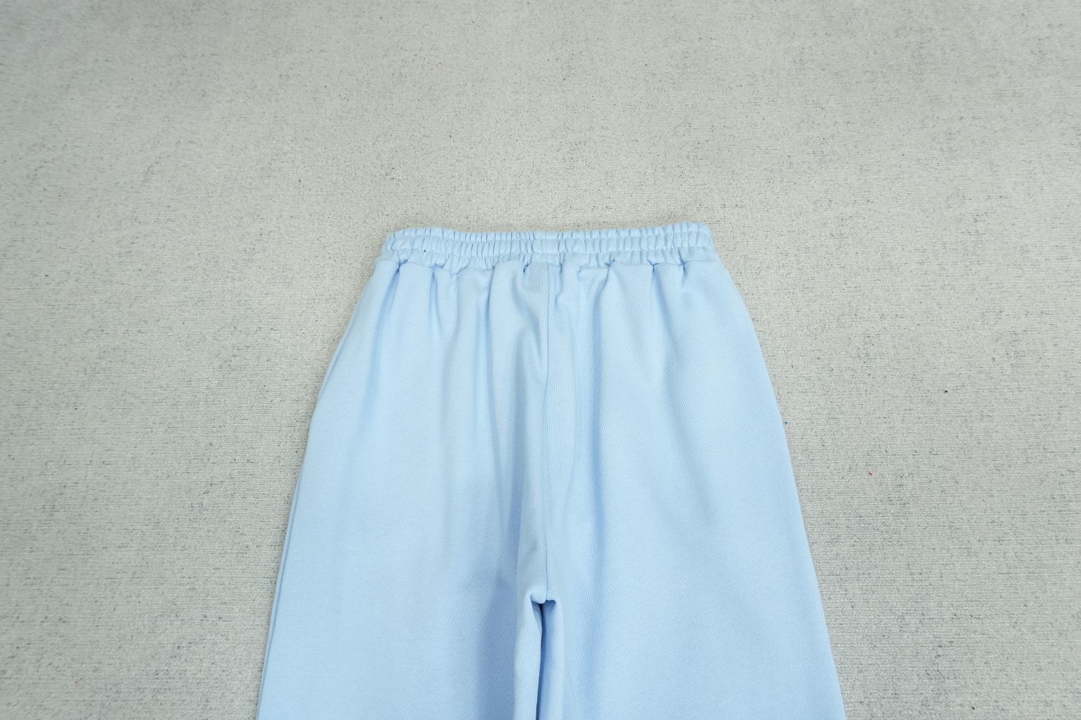 M - SWEATPANTS