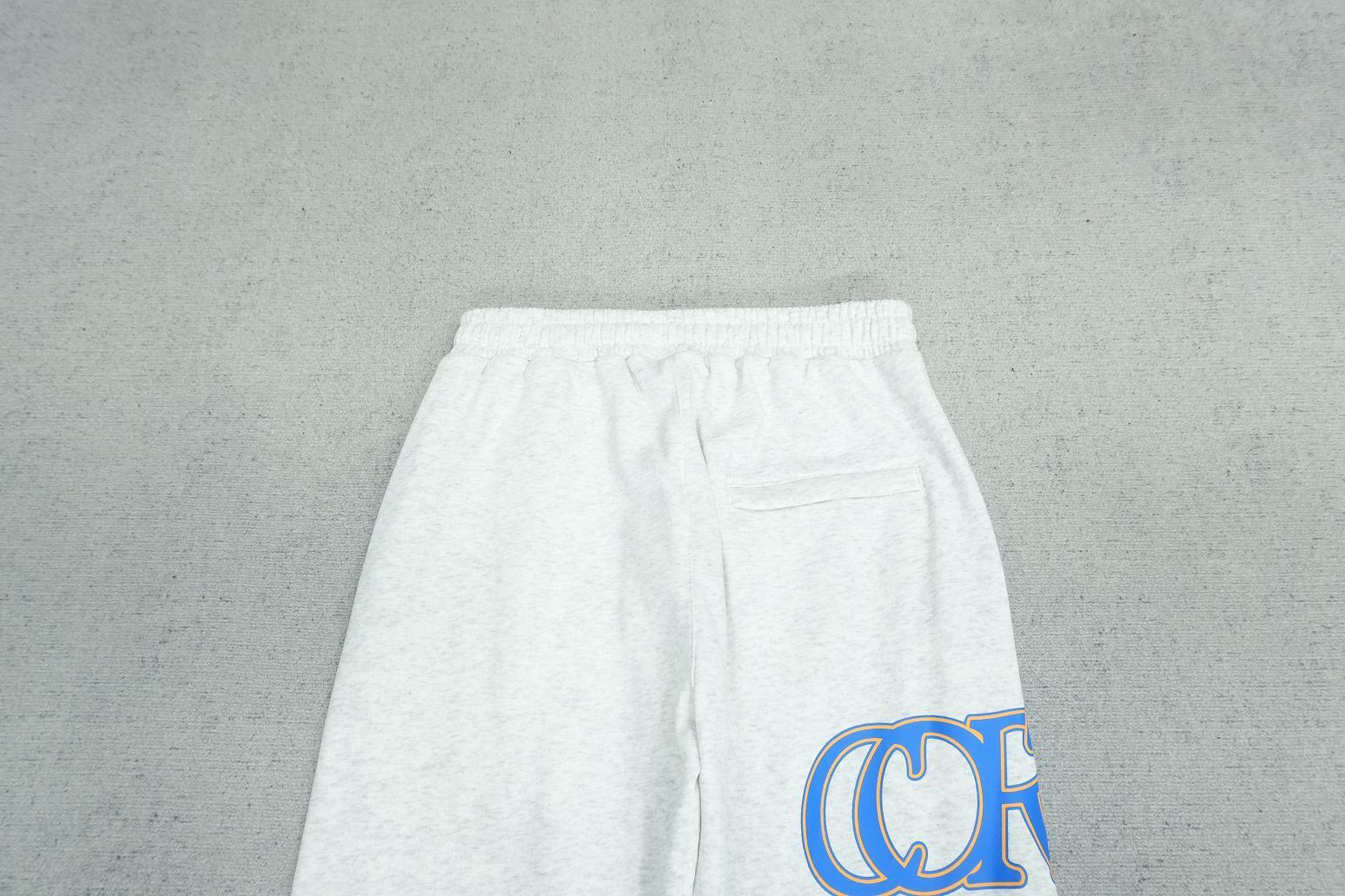 H - SWEATPANTS