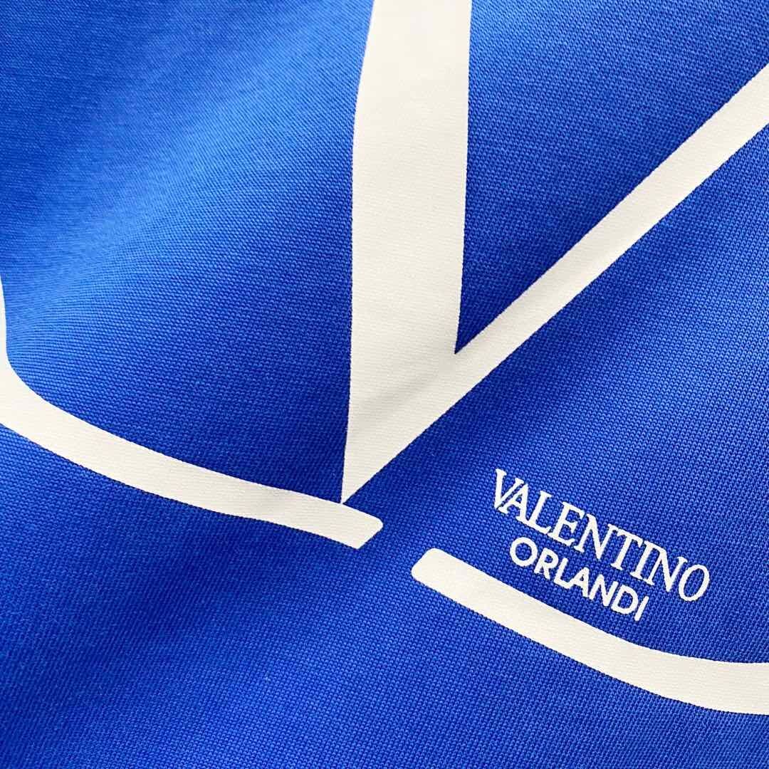 V - TSHIRT