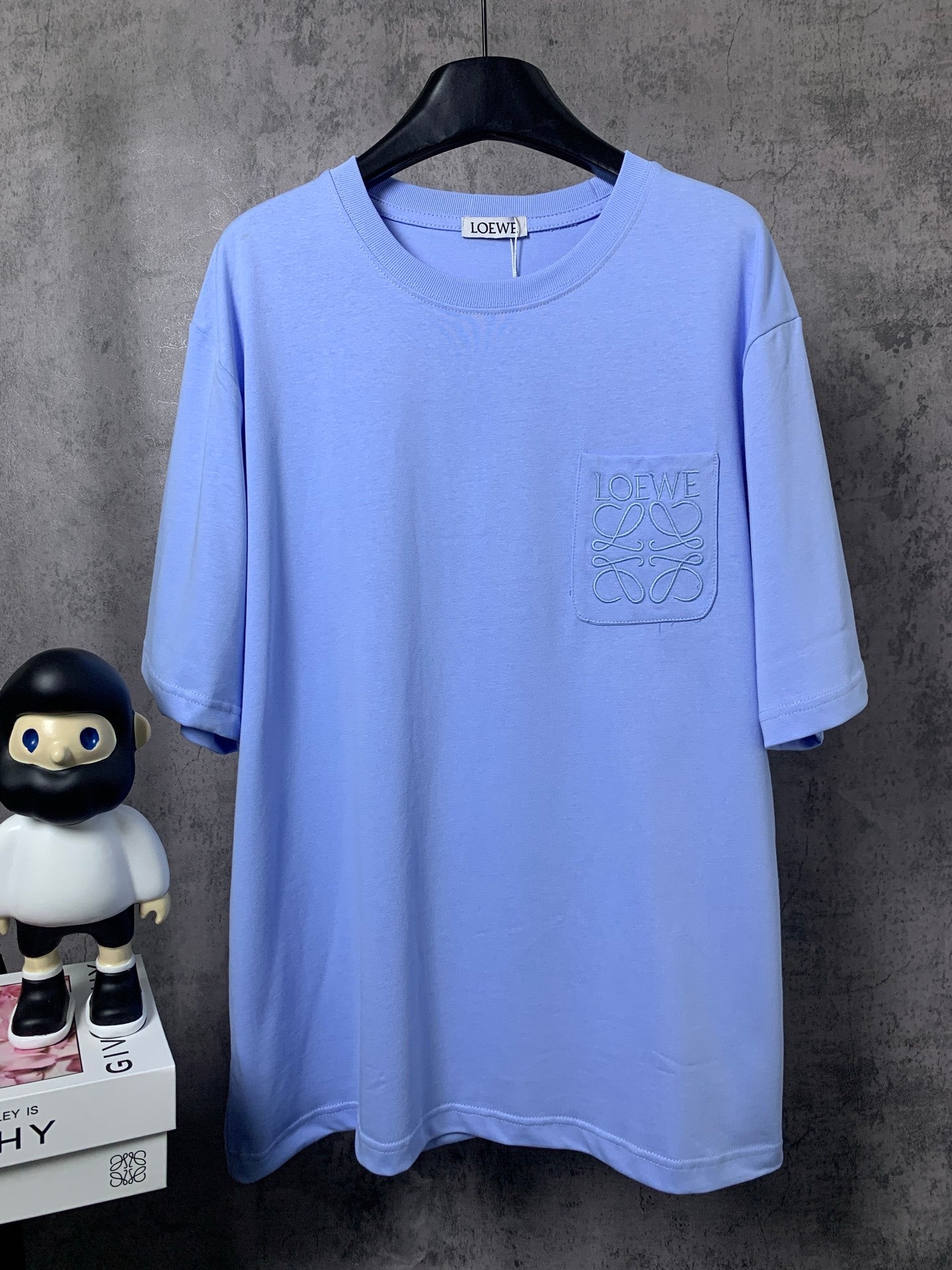 L - TSHIRT