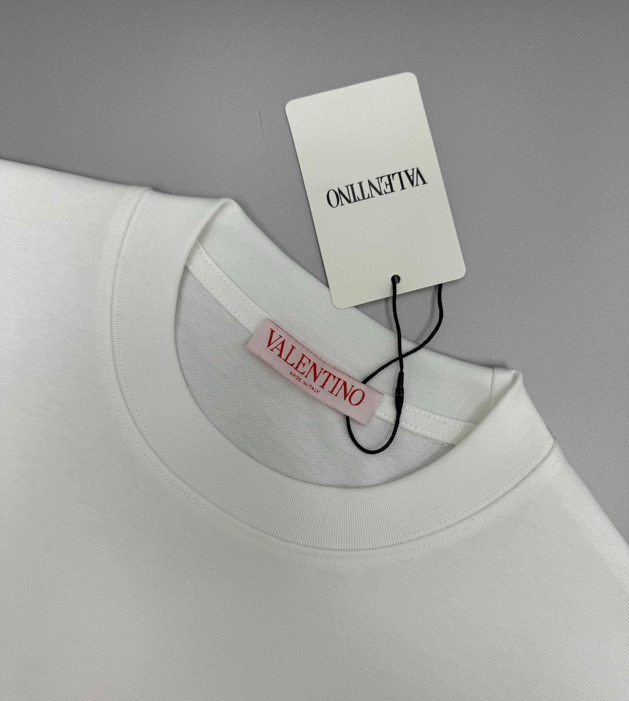 V - TSHIRT