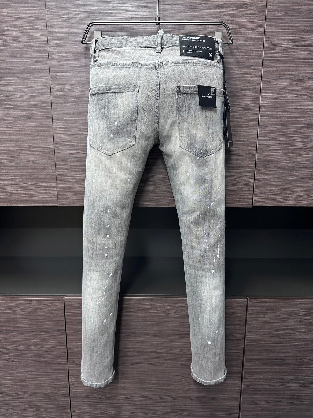 D - JEANS