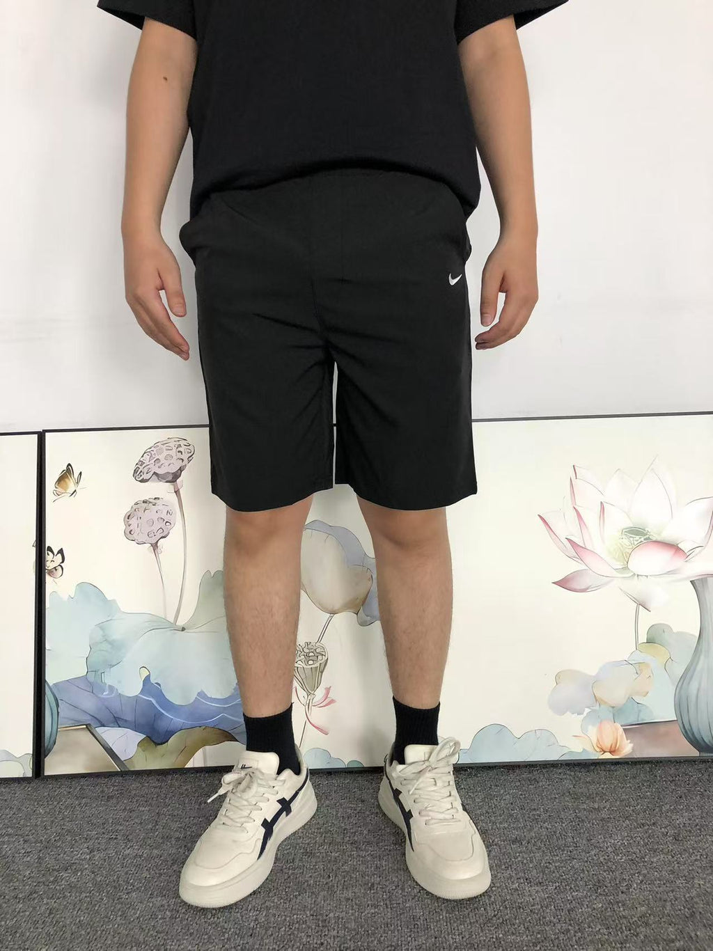 N - SHORTS