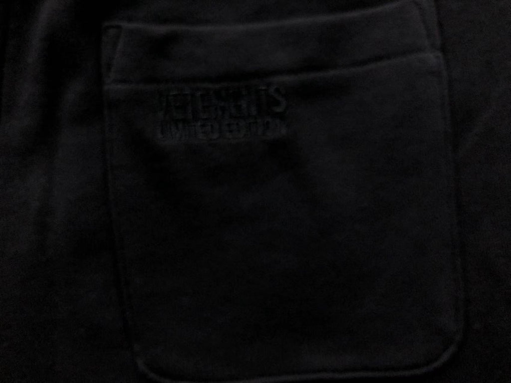V - SHORTS