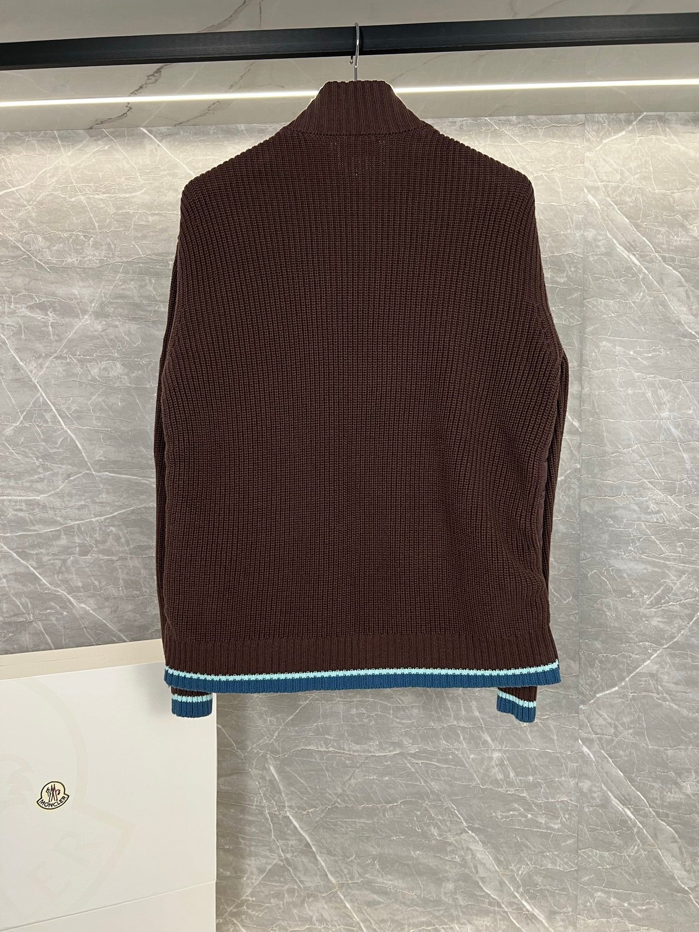 P - CARDIGAN