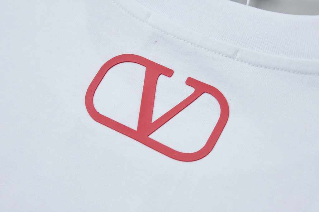 V - TSHIRT
