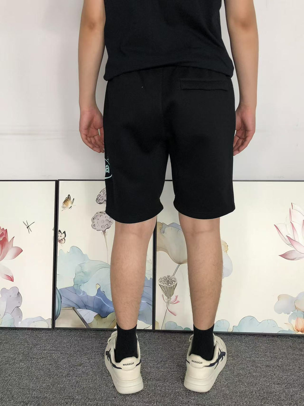 D - SHORTS
