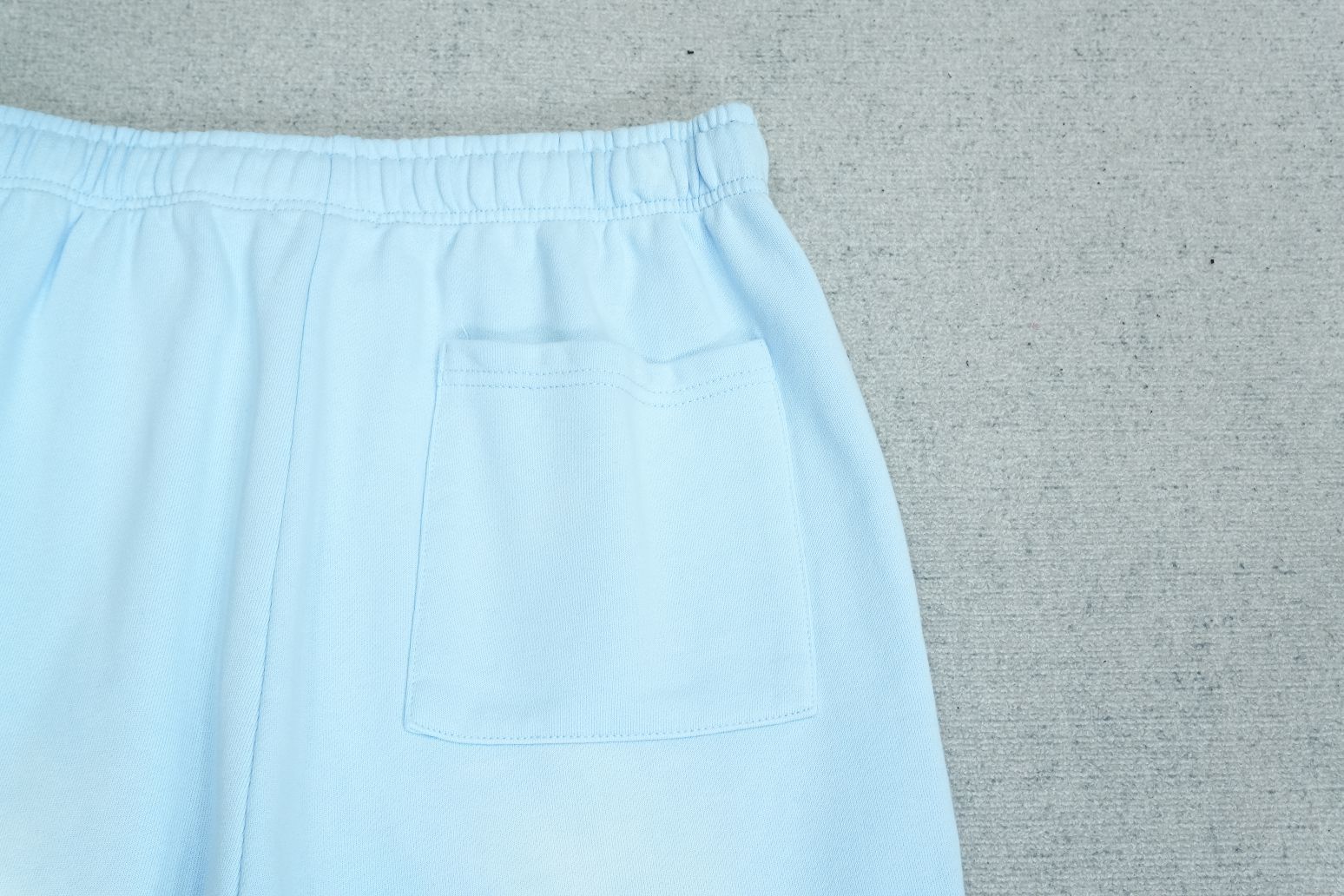 M - SWEATPANTS