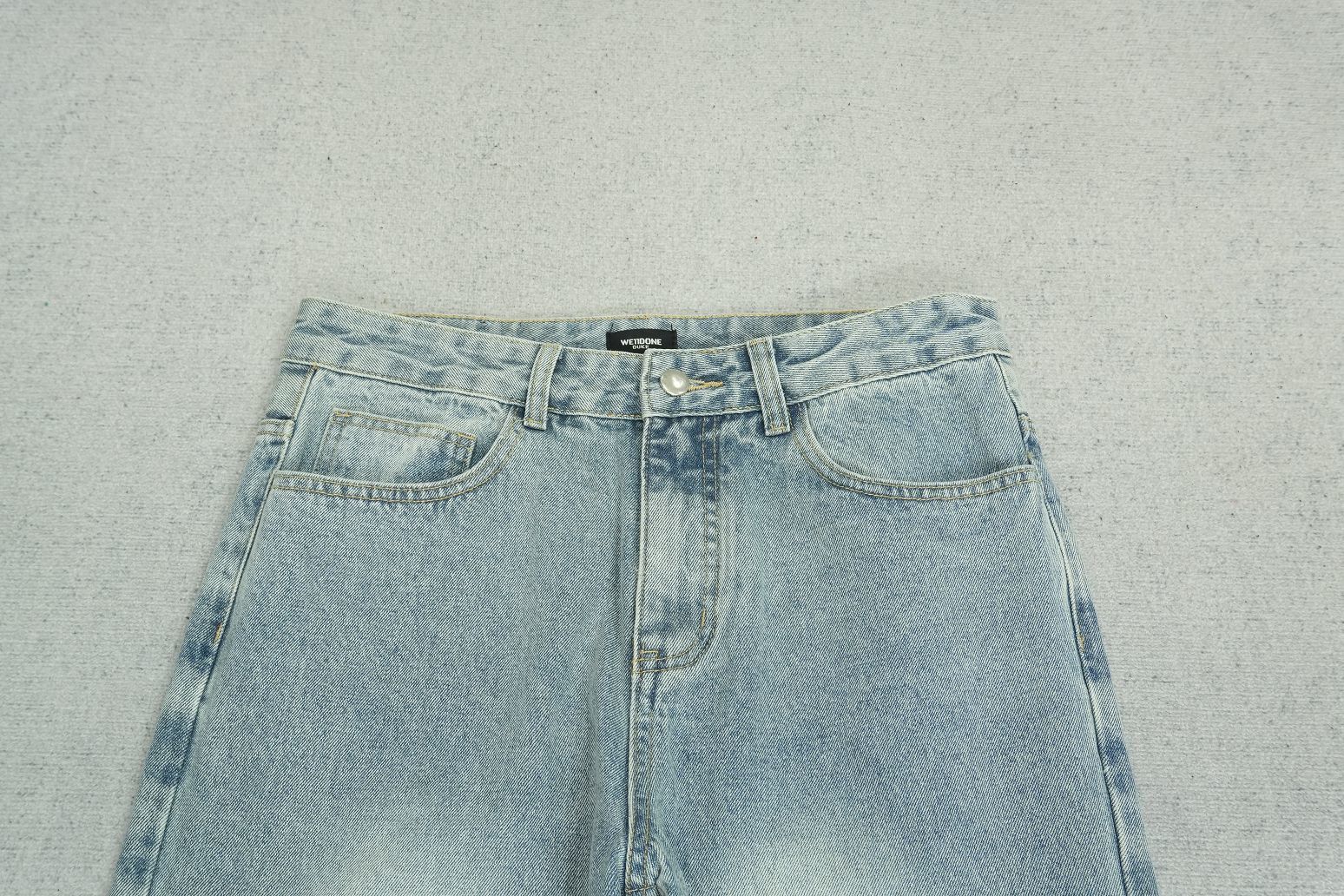 W - JEANS