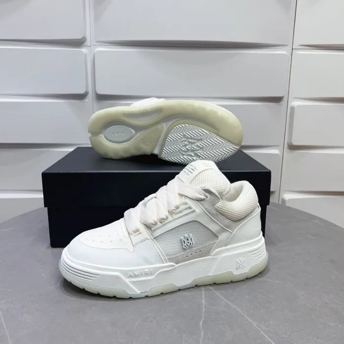 A - SNEAKERS
