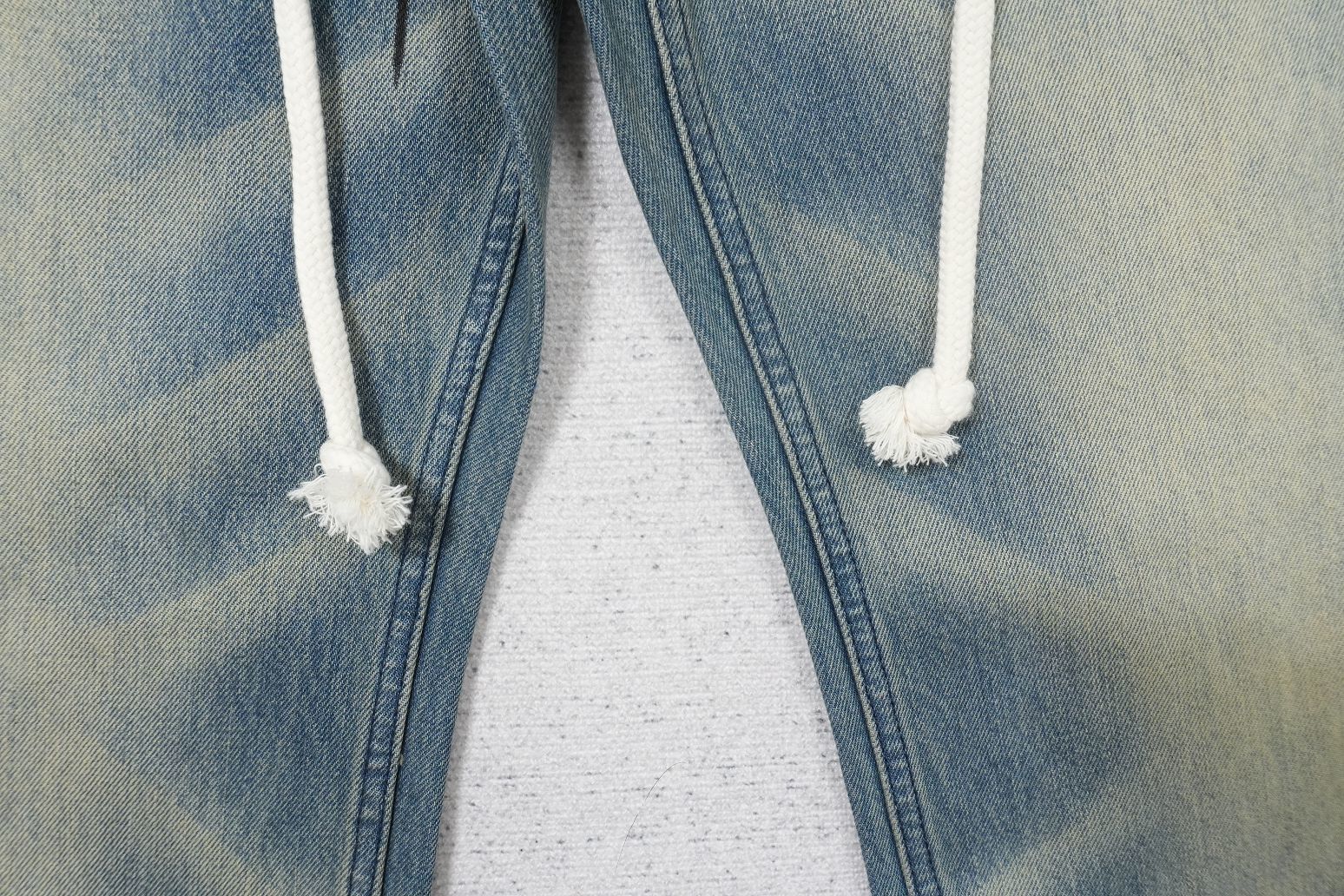 H - JEANS