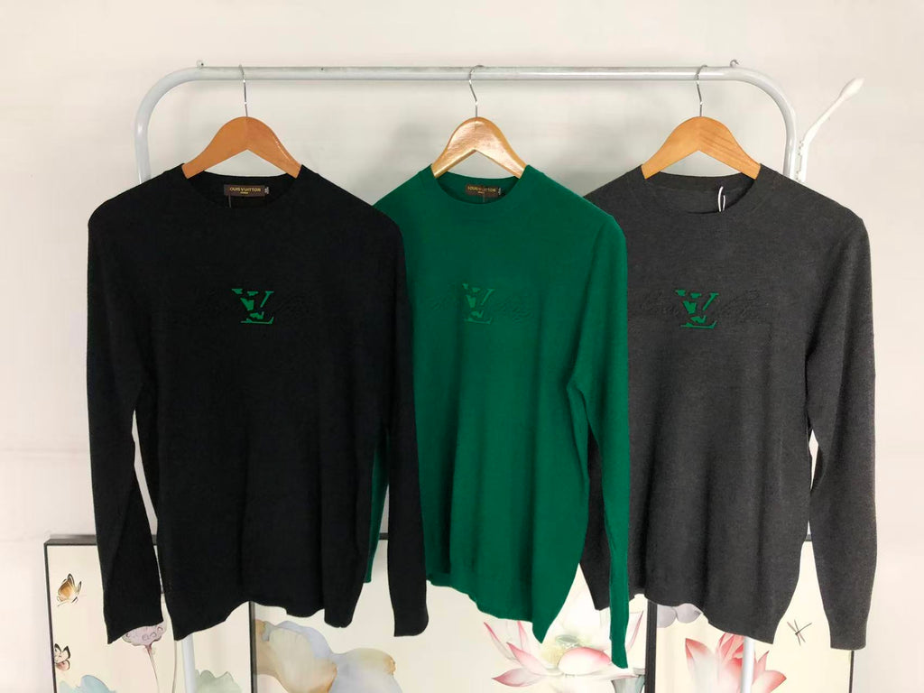 L - SWEATER