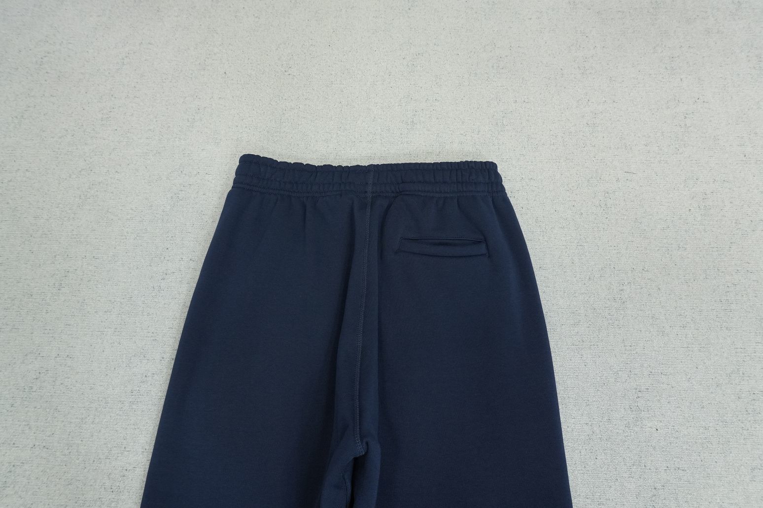 C - SWEATPANTS