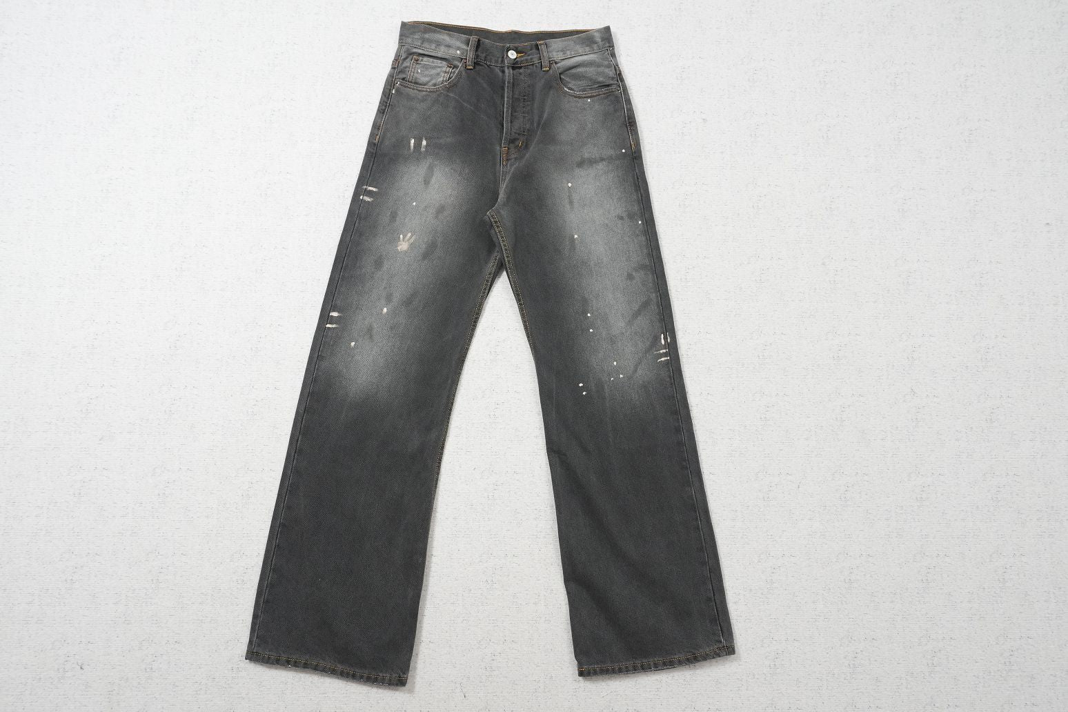 A - JEANS