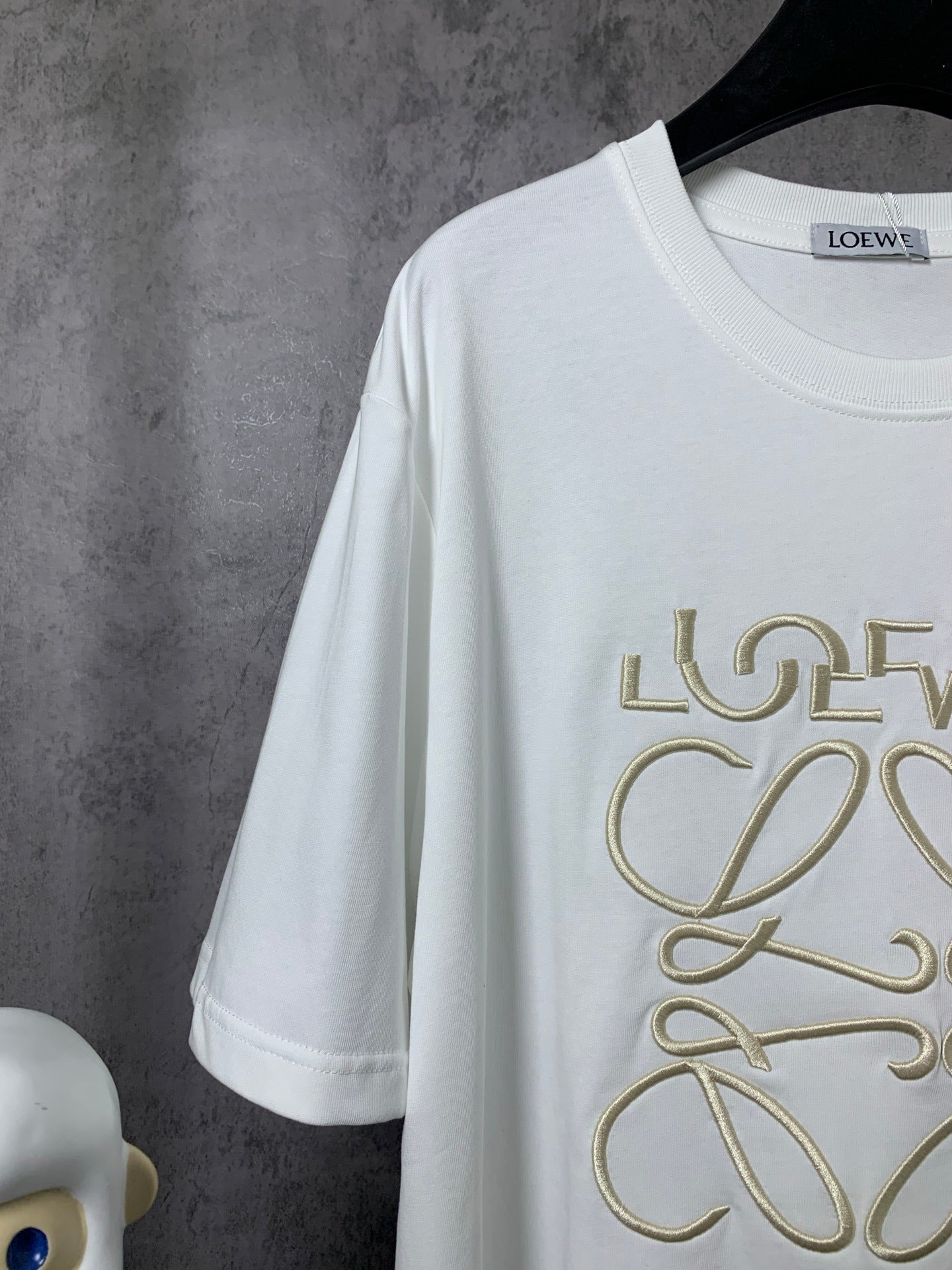 L - TSHIRT