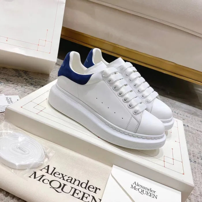 A - SNEAKERS