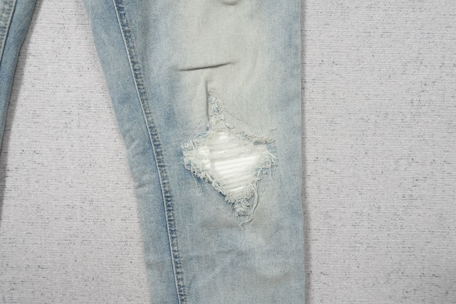 A - JEANS