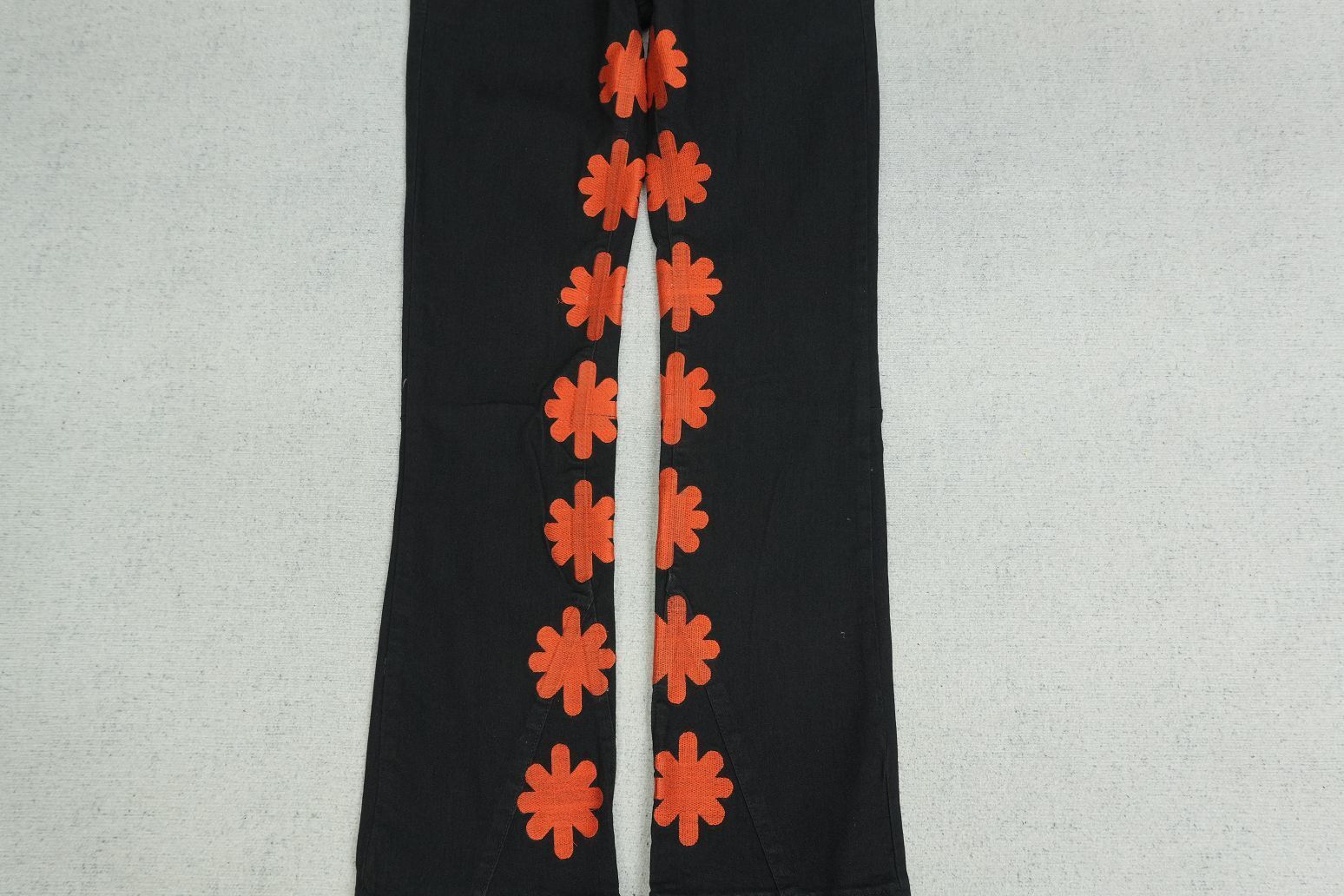 L - JEANS