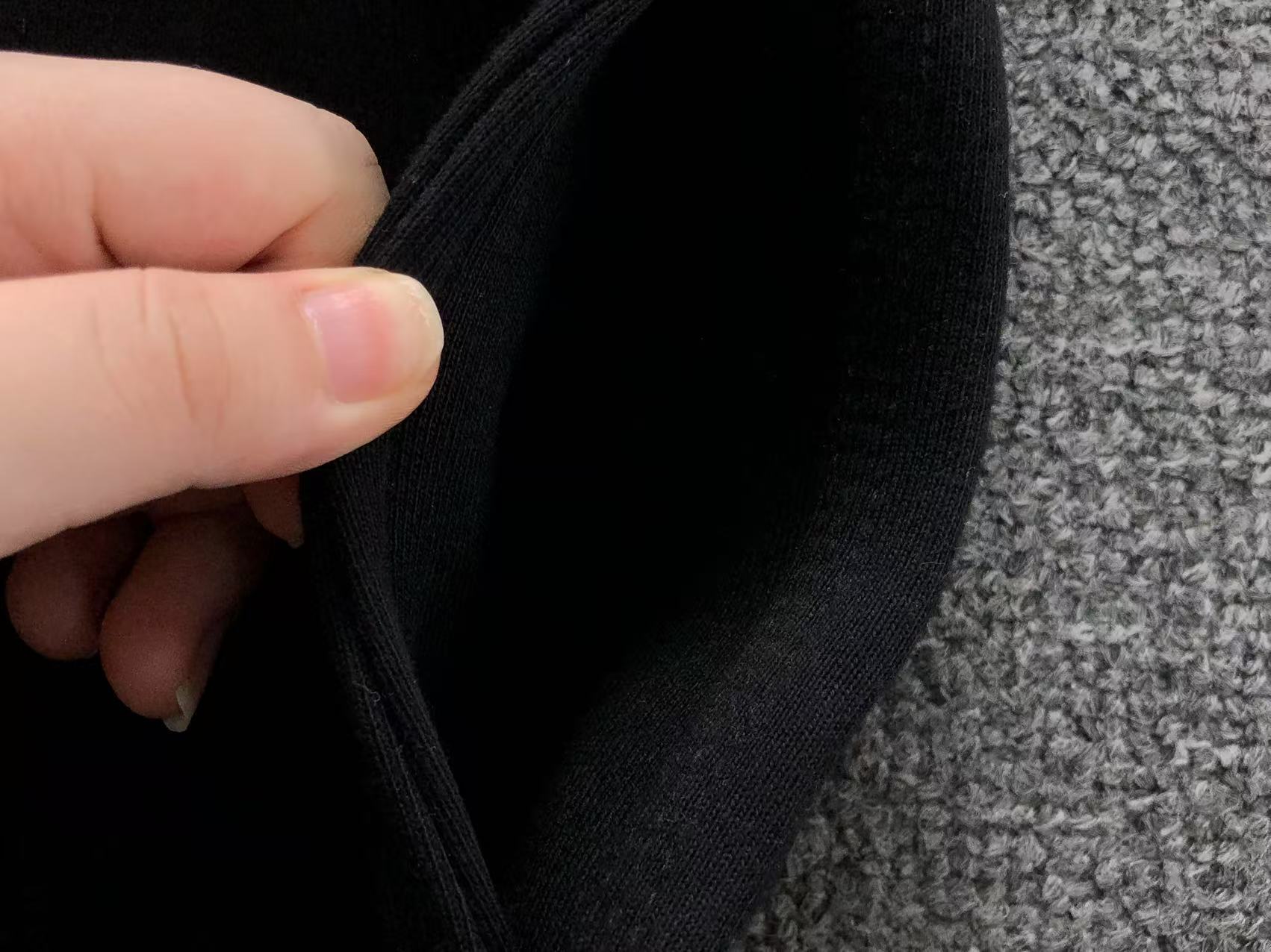 D - SHORTS